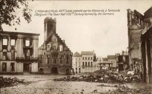 Ak Dendermonde Ostflandern Belgien, Das von den Deutschen niedergebrannte Rathaus