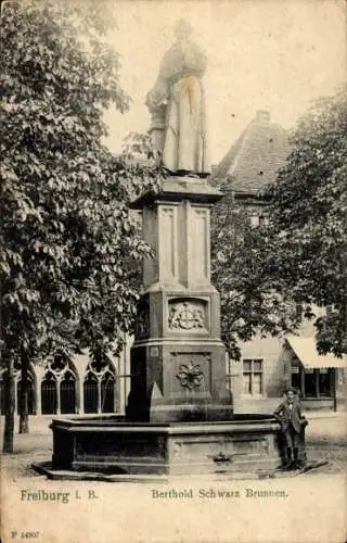 Ak Freiburg im Breisgau, Berthold Schwarz Brunnen