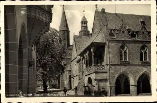 Ak Goslar am Harz, Rathaustreppe