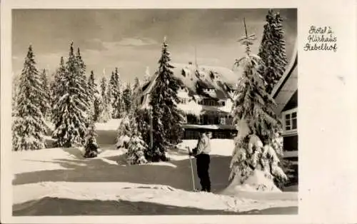 Ak Feldberg im Schwarzwald, Hotel u. Kurhaus Hebelhof, Winter, Skifahrer