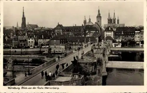 Ak Würzburg am Main Unterfranken, Blick von der Feste Marienberg, Brücke