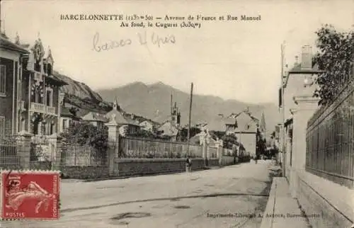 Ak Barcelonnette Hautes Alpes, Avenue de France, Rue Manuel, au fond, le Cuguret