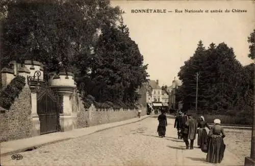 Ak Bonnétable Sarthe, Rue Nationale, entree du Chateau