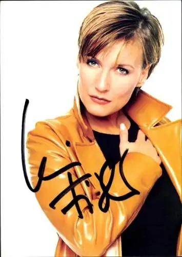 Ak Schauspielerin und Sängerin Kim Fisher, Portrait, Autogramm