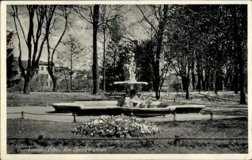 Ak Gussew Gumbinnen Ostpreußen, Springbrunnen