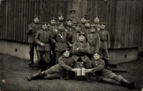 Foto Ak Augsburg in Schwaben, Deutsche Soldaten in Uniformen, KB Inf. Rgt. 3, I WK