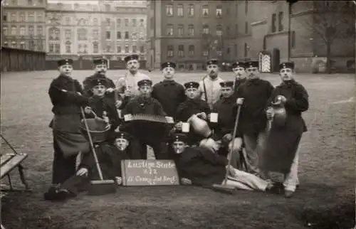 Foto Ak Aachen, Kaserne, Deutsche Soldaten in Uniformen, Inf. Rgt. 25