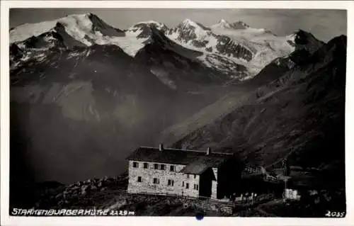 Ak Stubaital Tirol, Die Starkenburger Hütte mit Gebirgspanorama, Stubaiergletscher