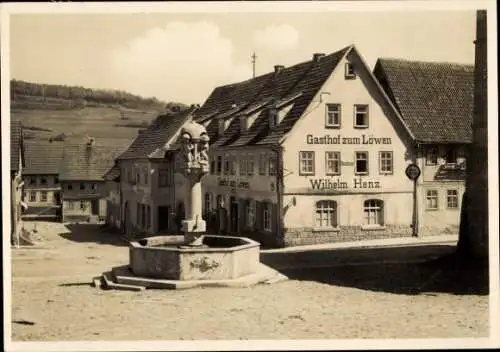 Ak Fladungen in der Rhön Unterfranken, Marktplatz, Brunnen, Gasthof zum Löwen, Wilhelm Lenz