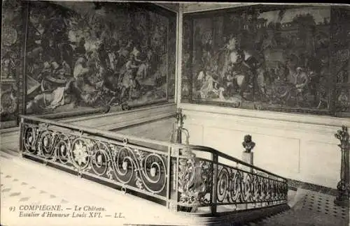 Ak Compiègne Oise, Schloss, Ehrentreppe Louis XVI