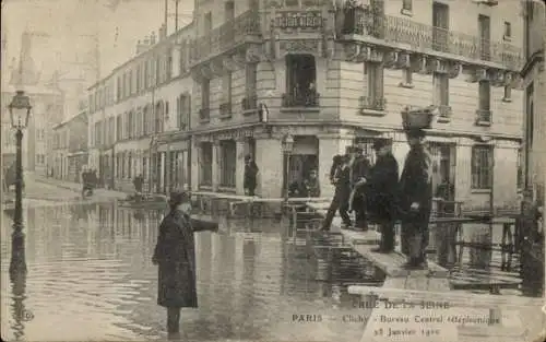 Ak Paris Clichy, Bureau Central telephonique, Crue de la Seine, 18 Janvier 1910