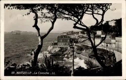 Ak Marseille Bouches-du-Rhône, la Corniche