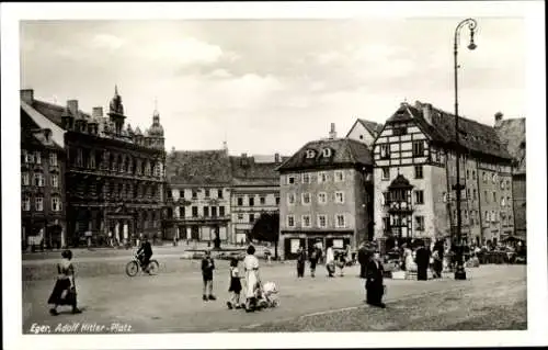 Ak Cheb Eger Reg. Karlsbad, Blick auf den Markt