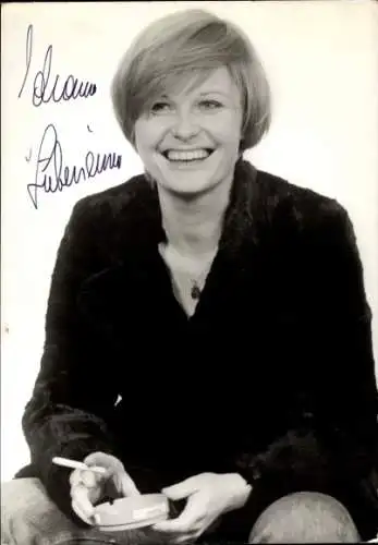 Ak Schauspielerin Johanna Liebeneiner, Portrait, Autogramm, Zigarette