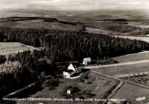 Ak Gebhardshain im Westerwald, Kurhaus Waldfrieden, Panorama