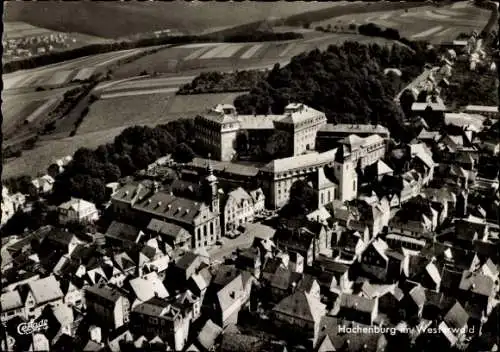 Ak Hachenburg im Westerwald, Luftbild, Burg