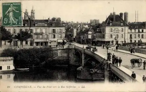 Ak Compiègne Oise, vue du Pont vers la Rue Solferino