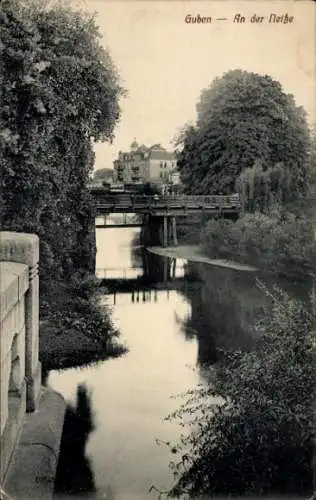 Ak Guben in der Niederlausitz, Neißepartie, Brücke