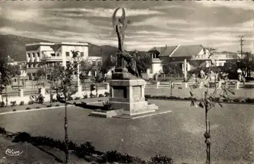 Ak Batna Algerien, Kriegsdenkmal