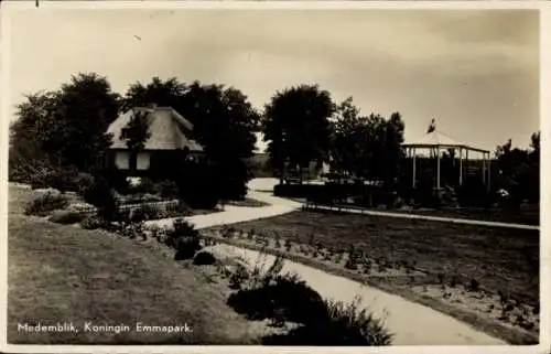 Ak Medemblik Nordholland Niederlande, Koningin Emmapark