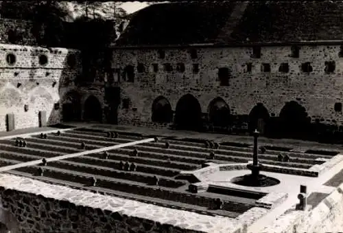 Ak Arnsburg Lich in Hessen, Kloster Arnsburg, Friedhof