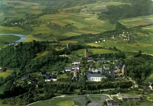 Ak Blankenberg Hennef an der Sieg, Burg, Fliegeraufnahme, Gesamtansicht