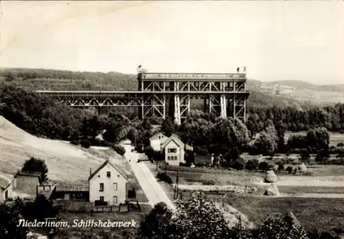 Ak Niederfinow im Barnim, Schiffshebewerk