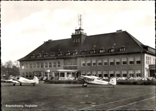 Ak Braunschweig in Niedersachsen, Flughafen, Flugzeuge, NWF