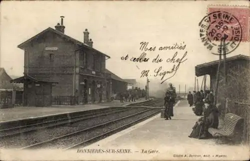 Ak Bonnieres-sur-Seine Yvelines, La Gare