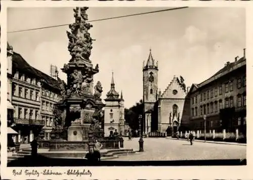 Ak Teplice Šanov Teplitz Schönau Region Aussig, Brunnen auf dem Schlossplatz, Kirche