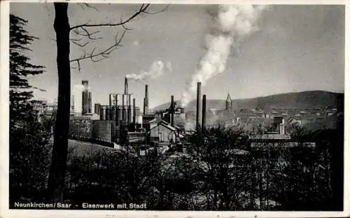 Ak Neunkirchen im Saarland, Eisenwerk mit Stadt