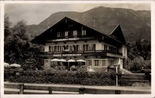 Ak Garmisch Partenkirchen in Oberbayern, Fremdenheim Hospiz am Sportplatz