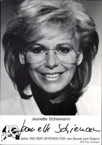 Ak Schauspielerin Jeanette Schiemann, Portrait, Autogramm, 40 Jahre Tag der offenen Tür