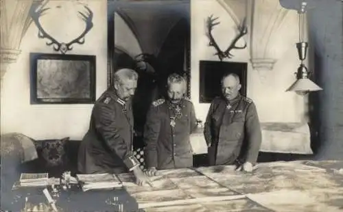 Ak Großes Hauptquartier 1917, Kaiser Wilhelm II., Paul von Hindenburg, Ludendorff