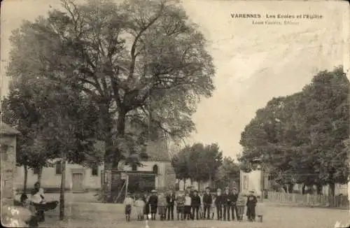 Ak Varennes sur Seine Seine et Marne, Schulen und Kirche