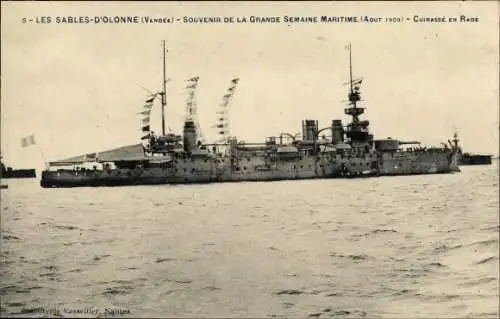 Ak Sables d'Olonne Vendée, Cuirasse en Rade, Grande Semaine Maritime 1909