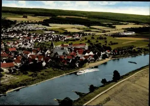 Ak Lüchtringen Höxter an der Weser, Gesamtansicht, Kirche, Schiff