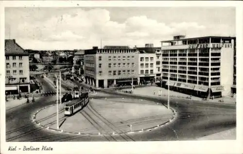 Ak Kiel Schleswig Holstein, Berliner Platz, Straßenbahn