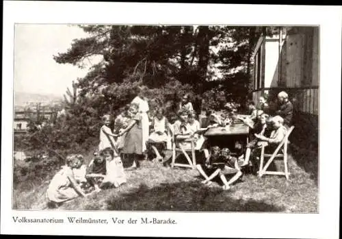 Ak Weilmünster im Taunus Hessen, Volkssanatorium, vor der M.-Baracke, Kinder