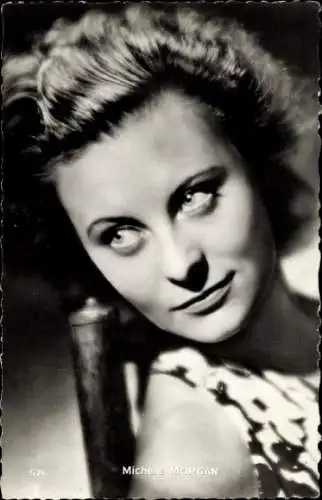 Ak Schauspielerin Michele Morgan, Portrait