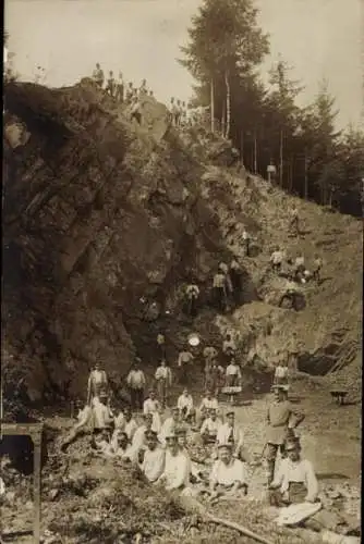 Foto Ak Deutsche Soldaten in Uniformen, I WK