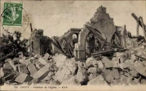 Ak Crouy Frankreich, Interieur de l'eglise, Ruine