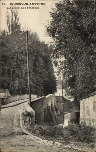 Ak Boussy Saint Antoine Essonne, le Pont sur l'Yerres