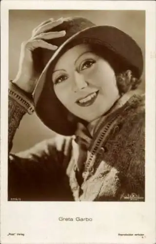 Ak Schauspielerin Greta Garbo, Portrait, Hut