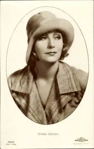 Ak Schauspielerin Greta Garbo, Portrait, Hut