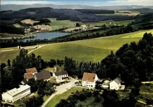 Ak Ülhof Uelhof Attendorn im Sauerland, Haus Weber, Gasthof, Panorama