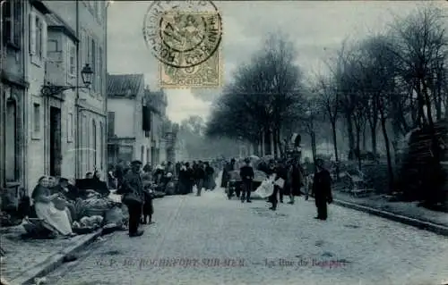 Ak Rochefort sur Mer Charente Maritime, Rue du Rempart