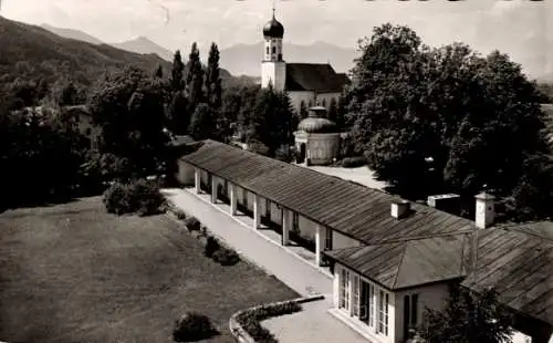 Ak Bad Heilbrunn in Oberbayern, Wandelhalle