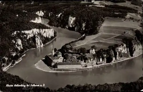 Ak Kelheim an der Donau Niederbayern, Fliegeraufnahme von Kloster Weltenburg