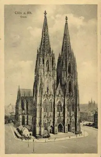 Set von 18 AK Kölner Dom